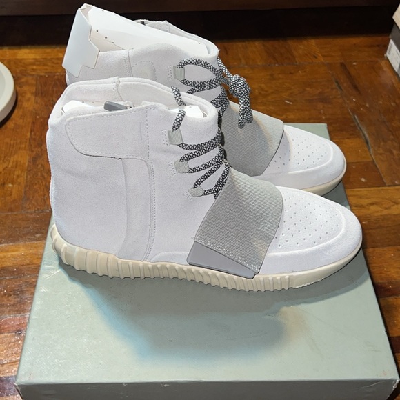 Yeezy 750 OG - Picture 5 of 5